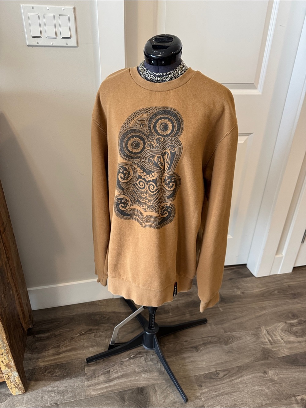Unisex moko Graphic Crewneck Sweater from New Zealand- est sm/med
